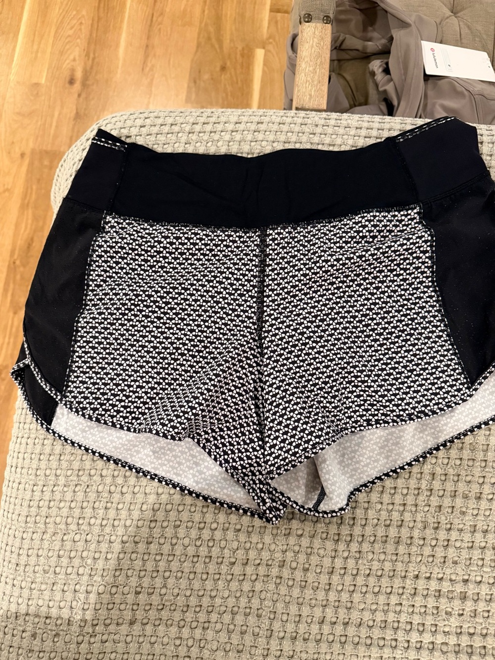 Lululemon speed up shorts